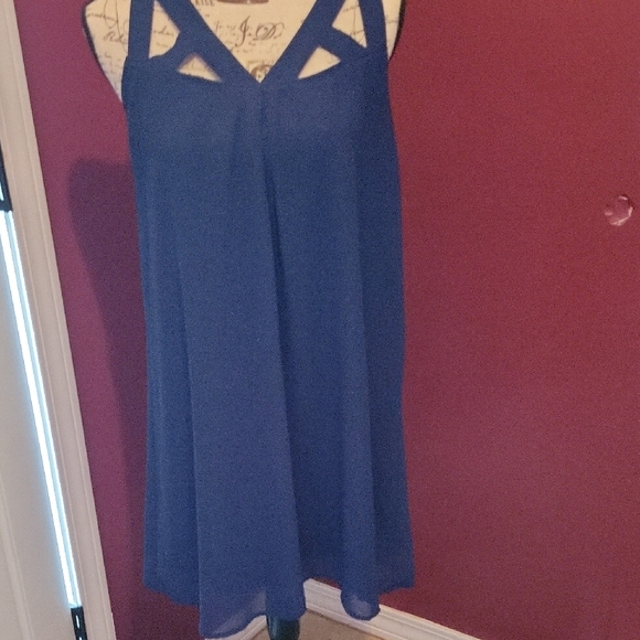 Peach Love California Blue V-Neck Sundress Mini - Picture 7 of 8